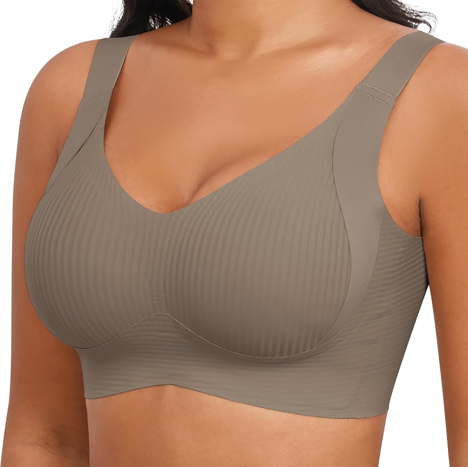 Comfort Meets Style: The Best Plus Size Wireless Bras Reviewed