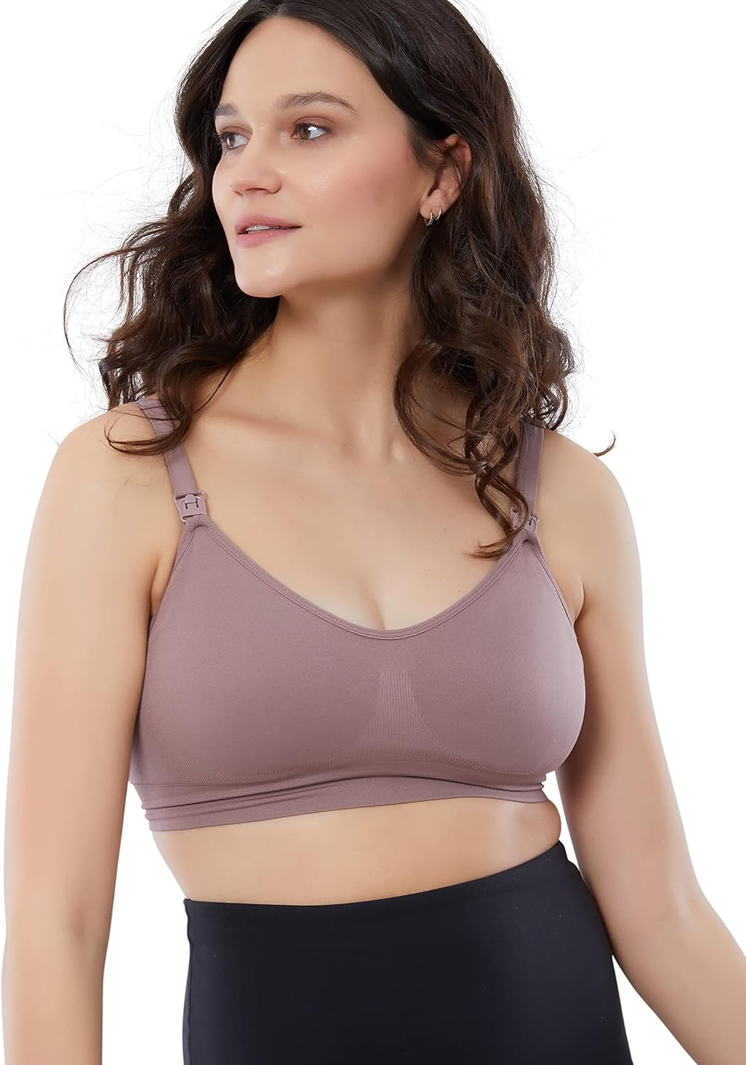 Ultimate Comfort: The Ingrid and Isabel Nursing & Pumping Bra Review
